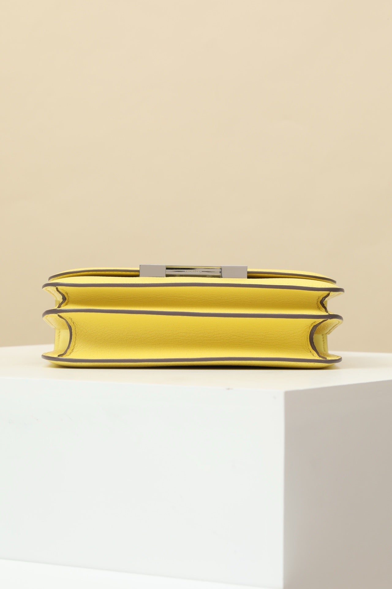 CJ19 19 cm,  9R Lemon Yellow PHW #4350