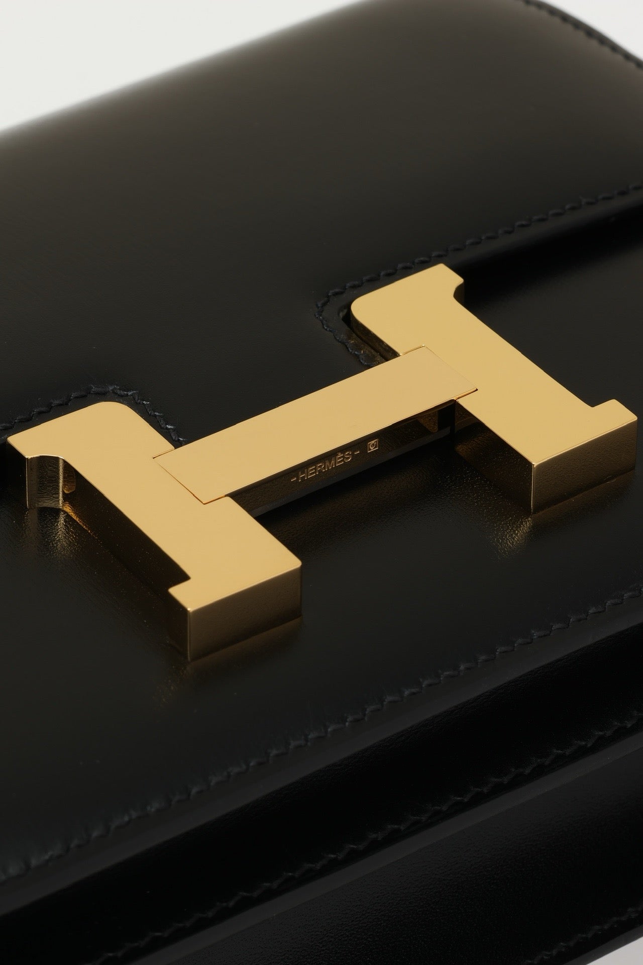 CJ19 19 cm , Box leather GHW #4286