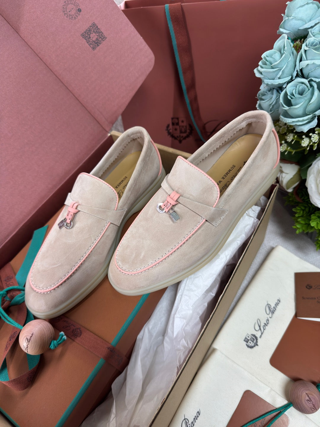 Summer Charms Walk Loafer #2034