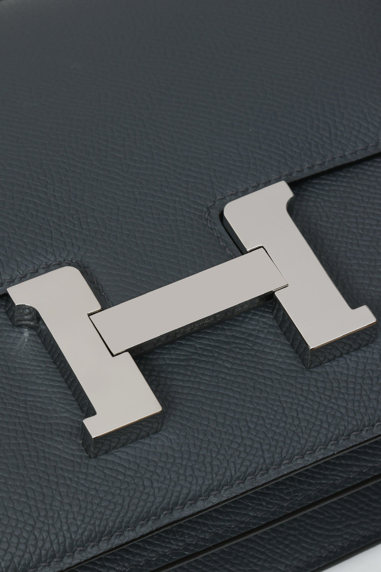 CJ19 19 cm , Smog Grey Epsom leather PHW #4321