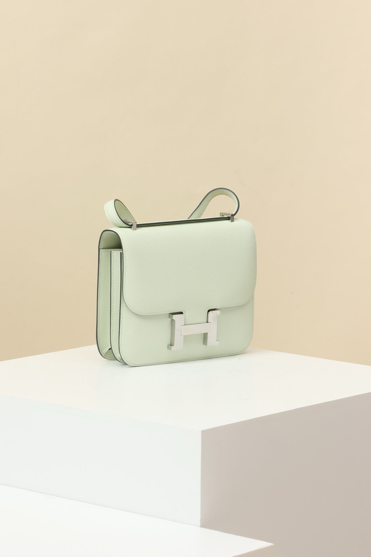 CJ19 19 cm , Bubble Green Epsom leather PHW #4326