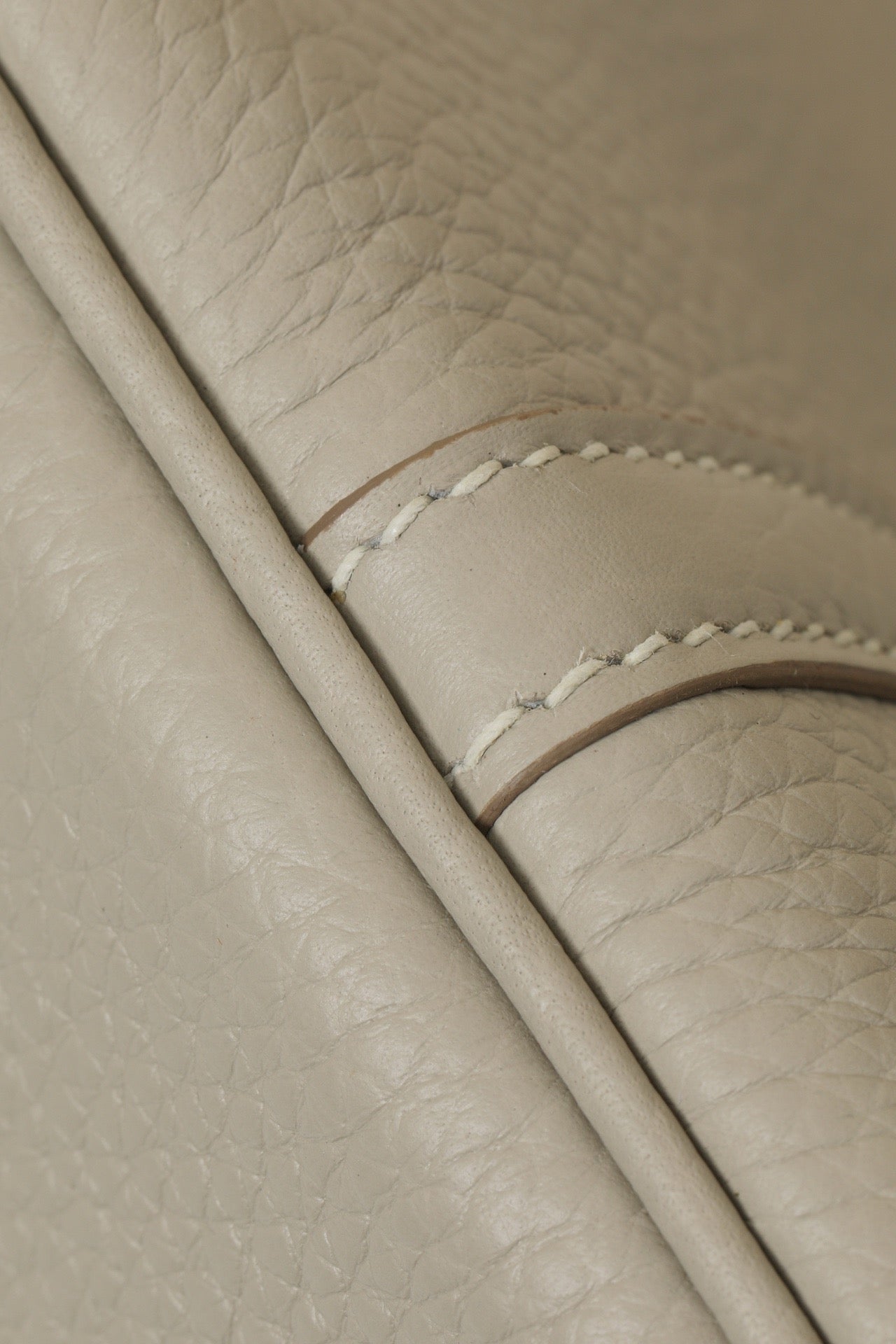 CL18 Glacier White #3747