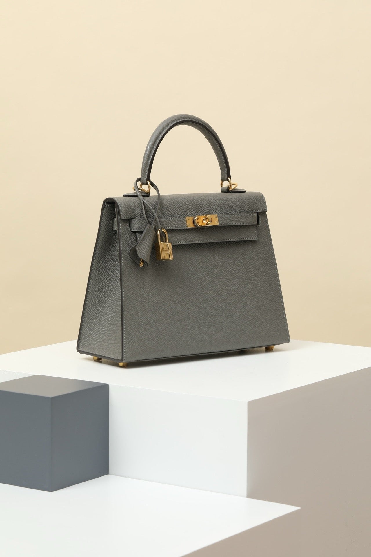 KL25 Cumulus Gray #3690