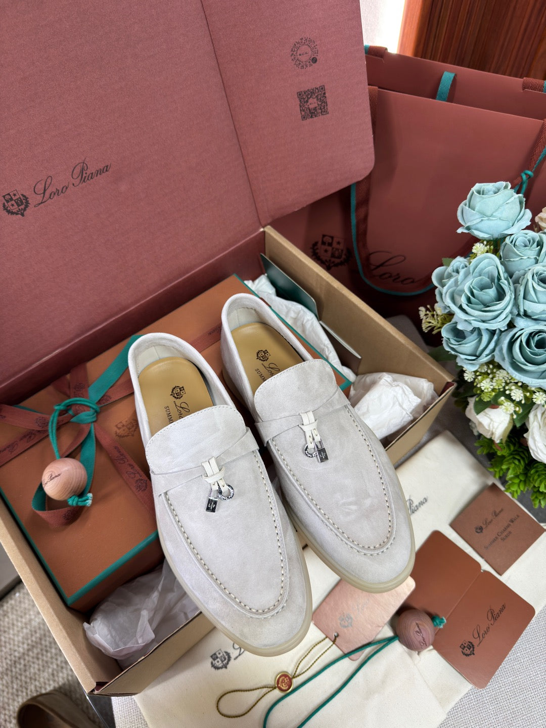 Summer Charms Walk Loafer #2017