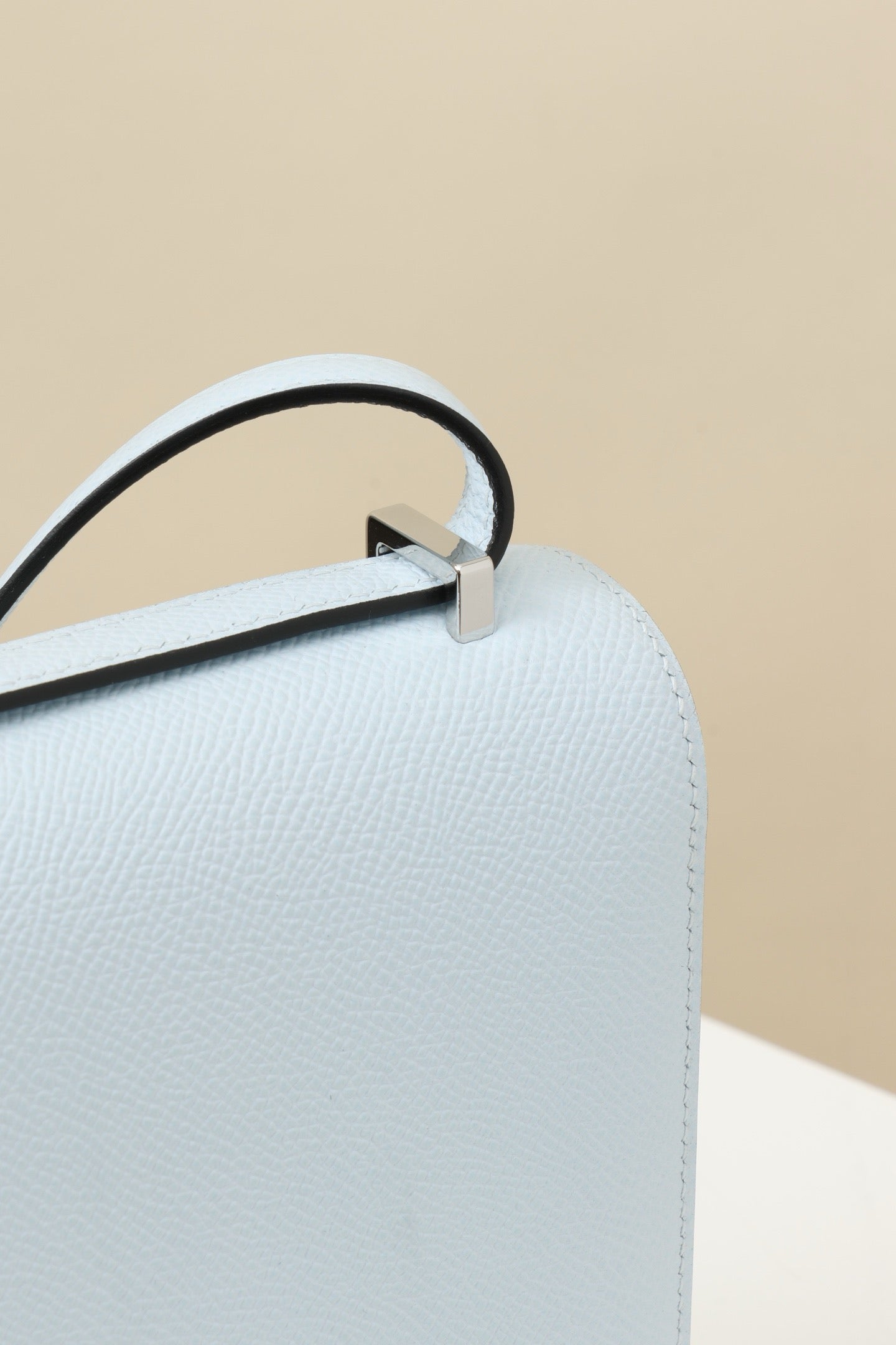 CJ19 19 cm ,   Holy Grail Blue Epsom leather PHW #4309