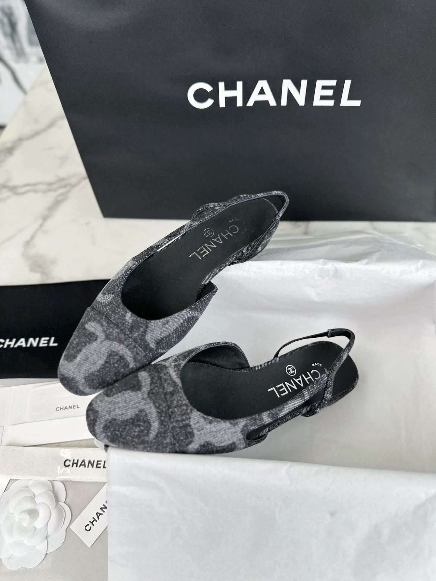 24s Sandal #308