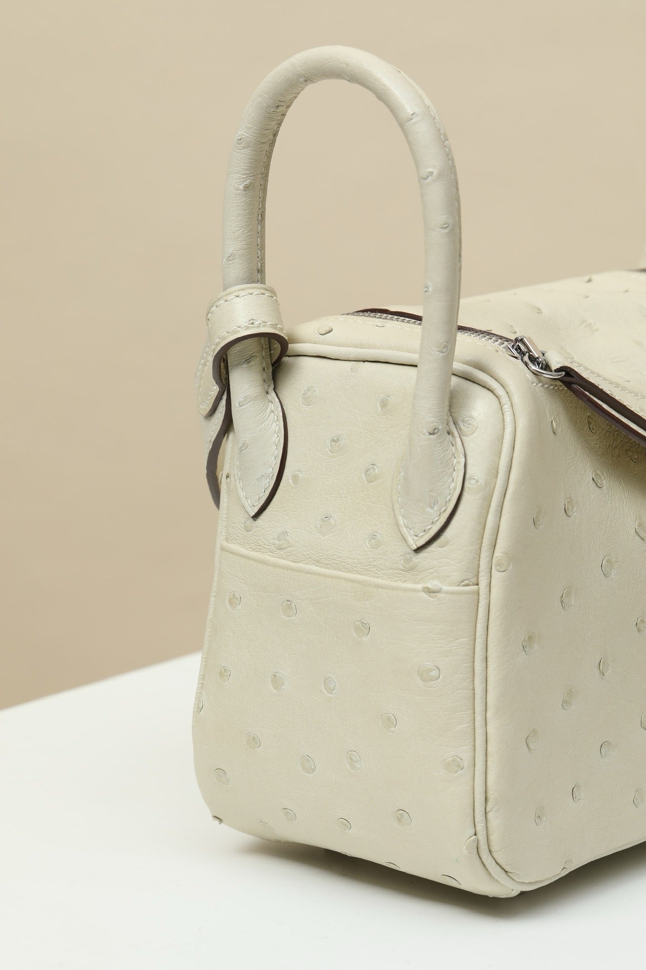 LD19 Wool White # 3751