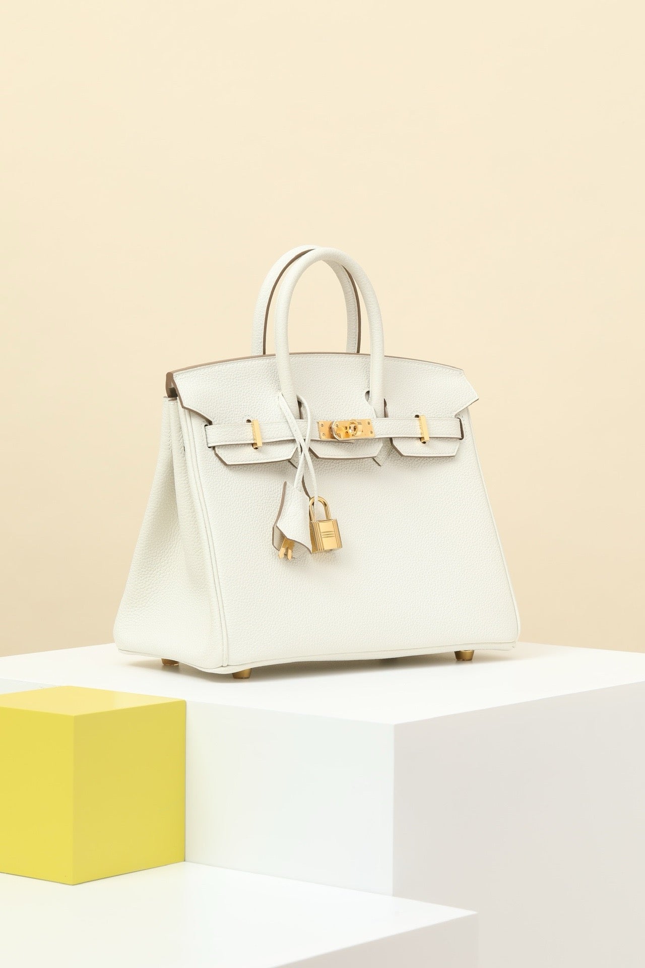 BK25 Mushroom White # 3883