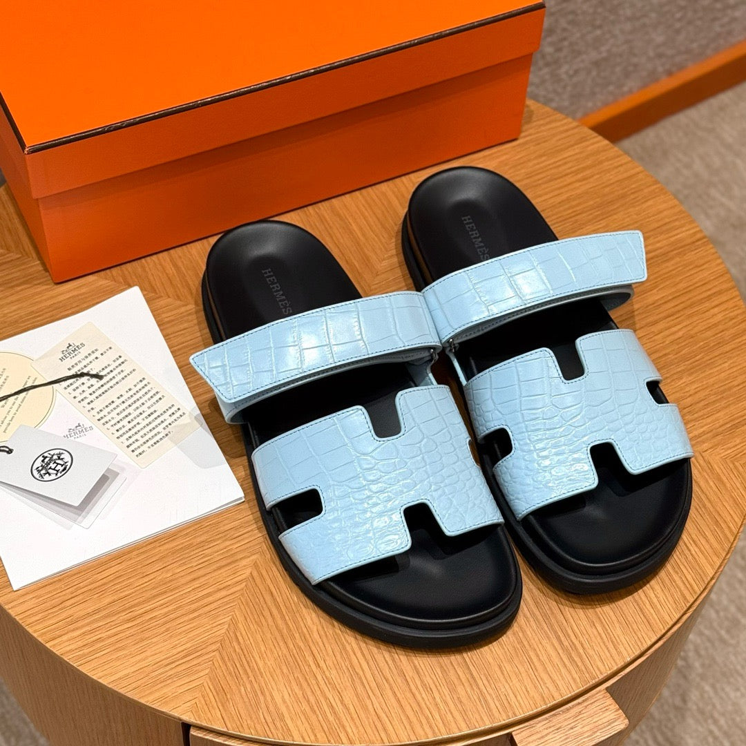 sandal alligator #2571