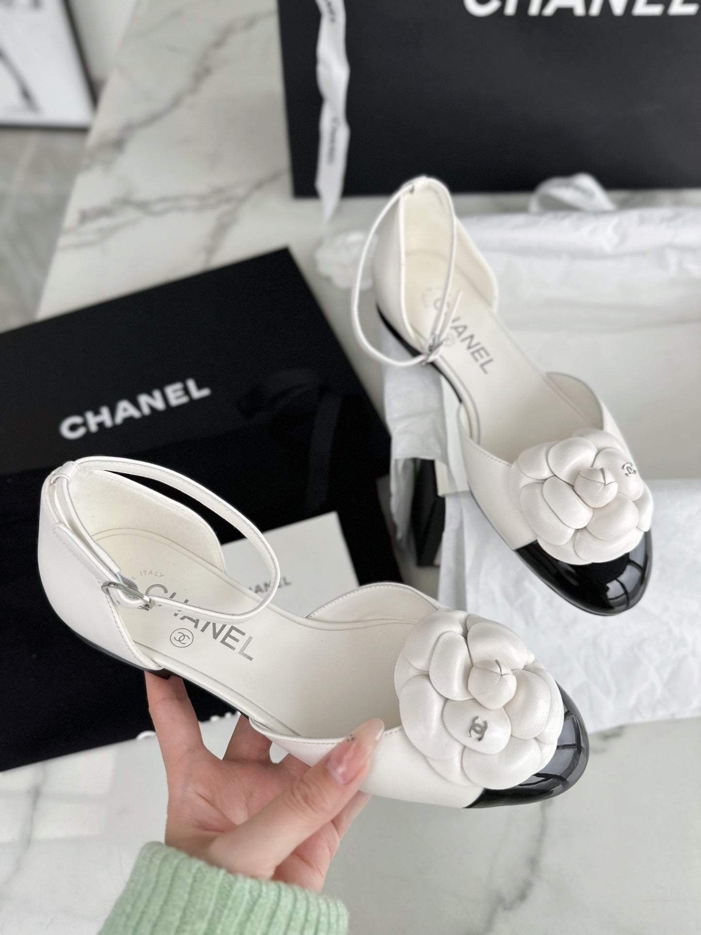 24s Sandal #2847