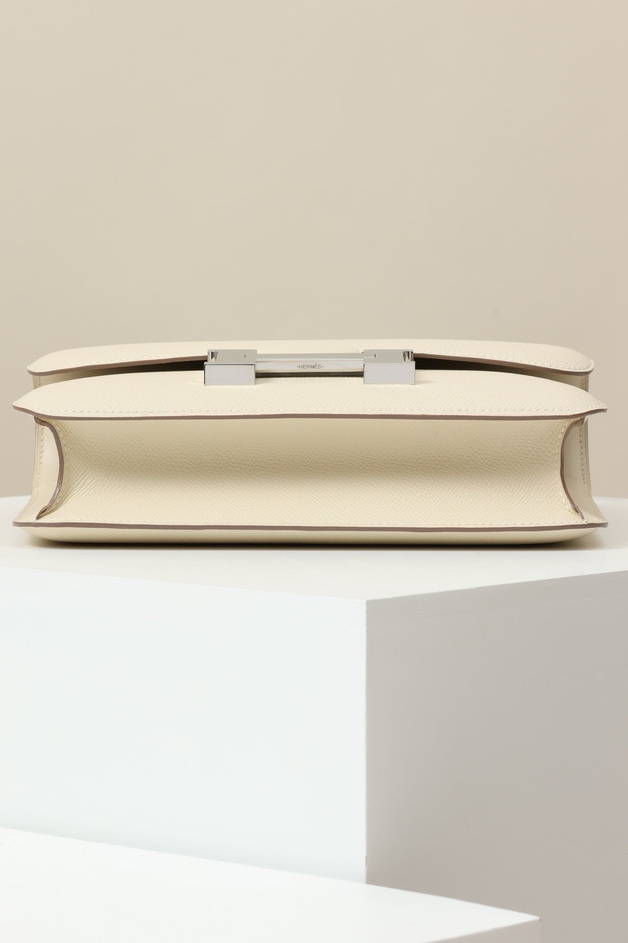 CJG 23 cm , Milkshake White PHW #4285