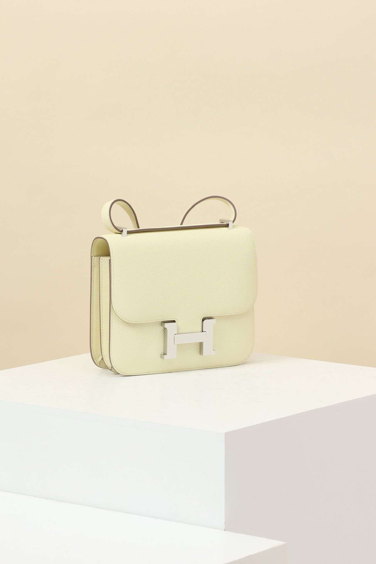 CJ19 19 cm , Milton Yellow Epsom leather PHW #4336