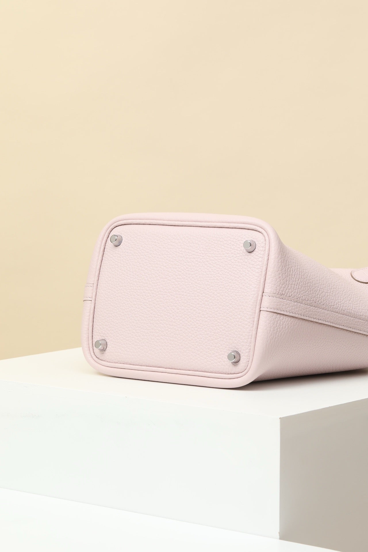 CL18 Dreamy Purple #3748