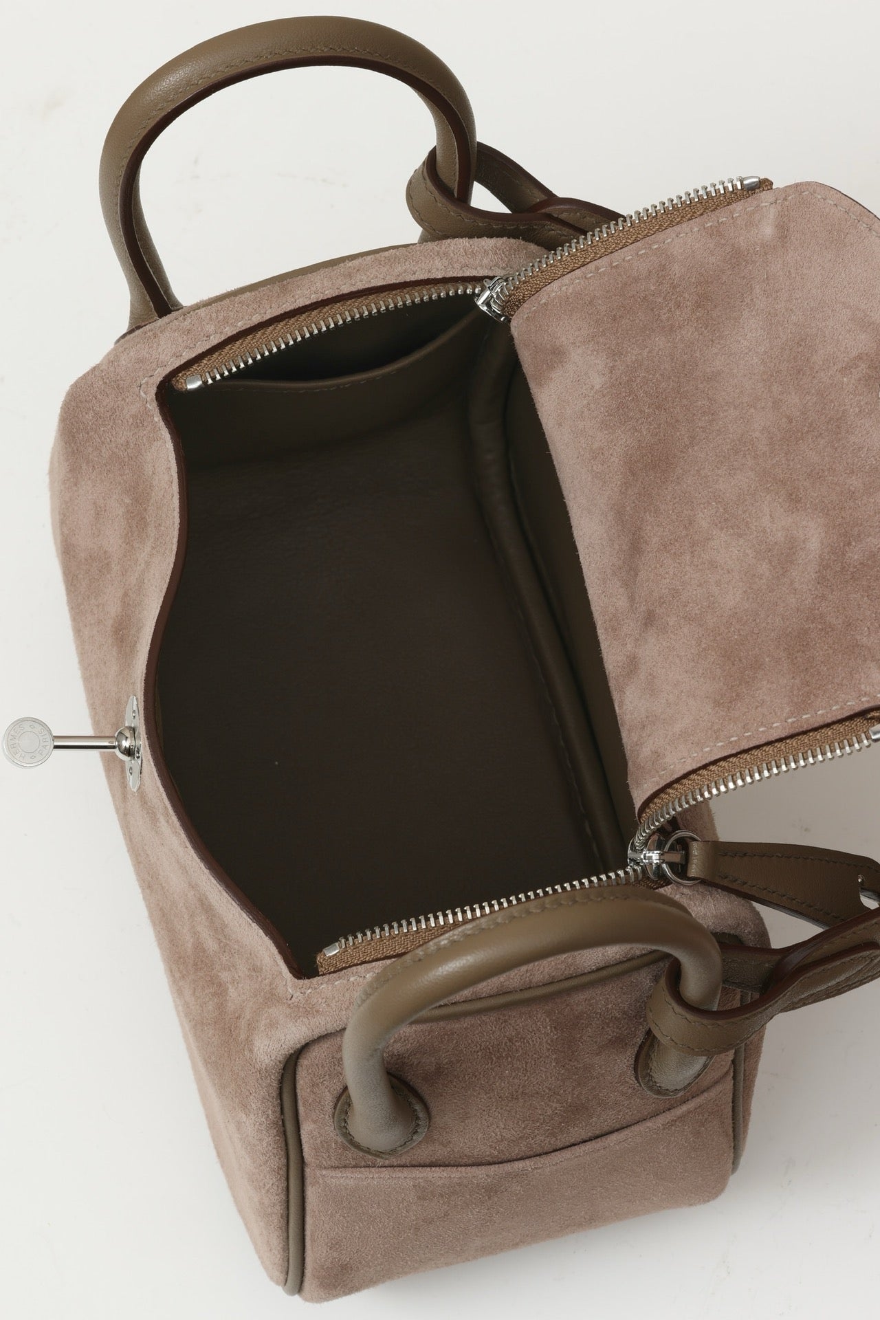 LD19 , Swift leather combined with suede CK18 Etoupe (Elephant Grey) PHW#4628