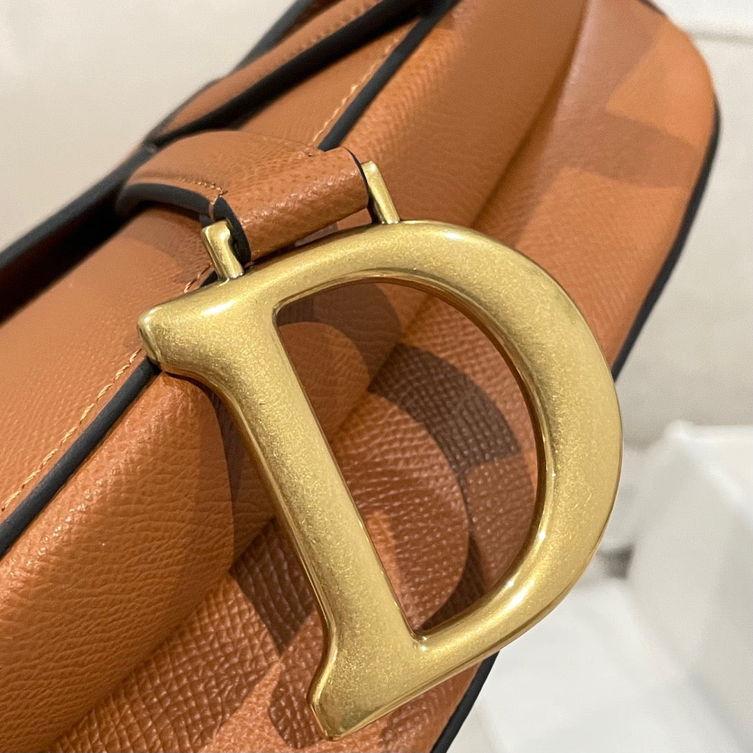 CD Saddle Bag with Strap #911