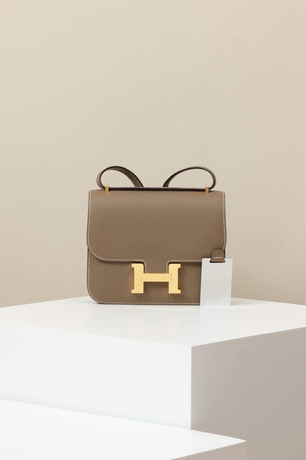 CJ19 19 cm ,   Elephant Grey Epsom leather GHW #4315