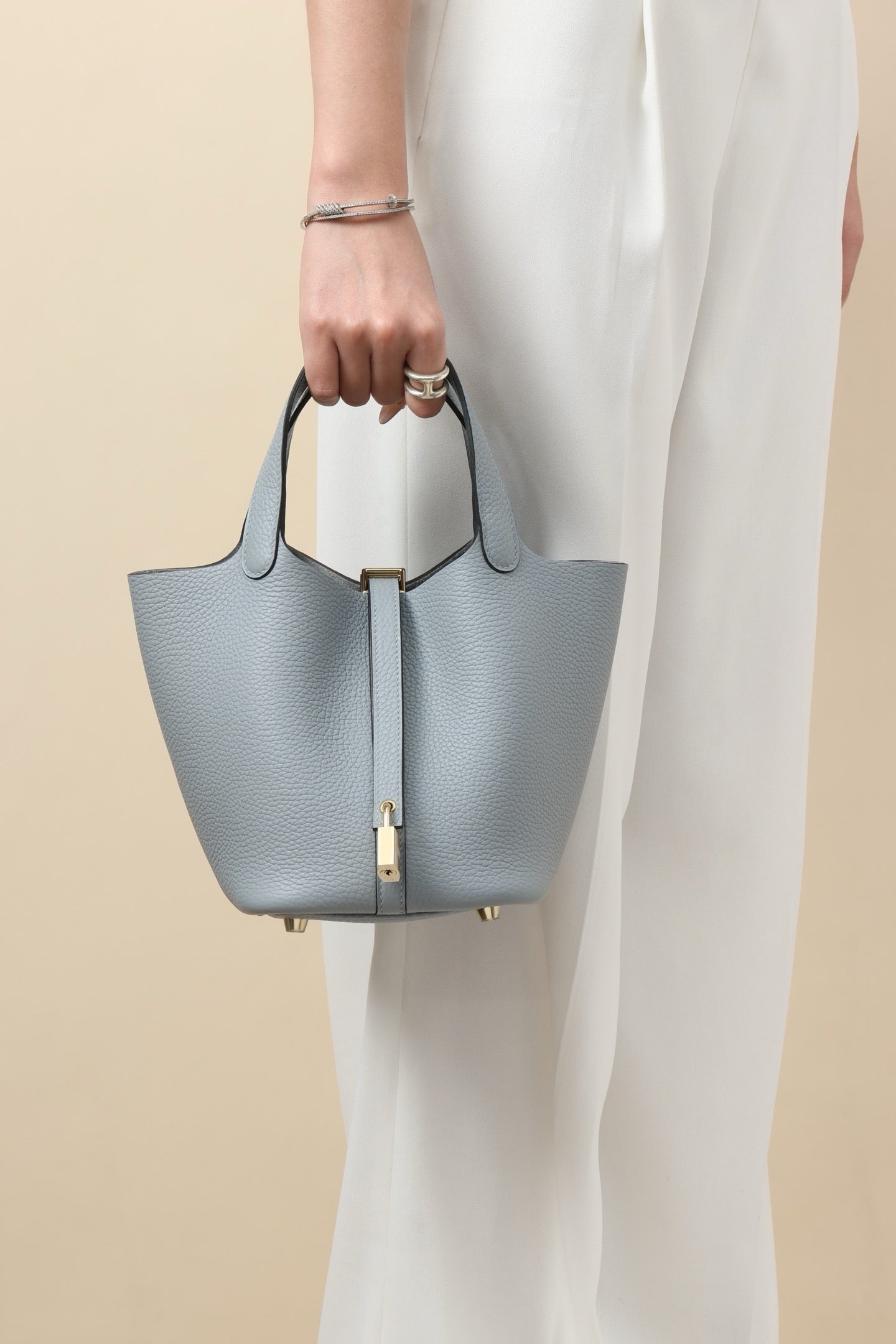 CL18 8U Glacier Blue GHW #4109