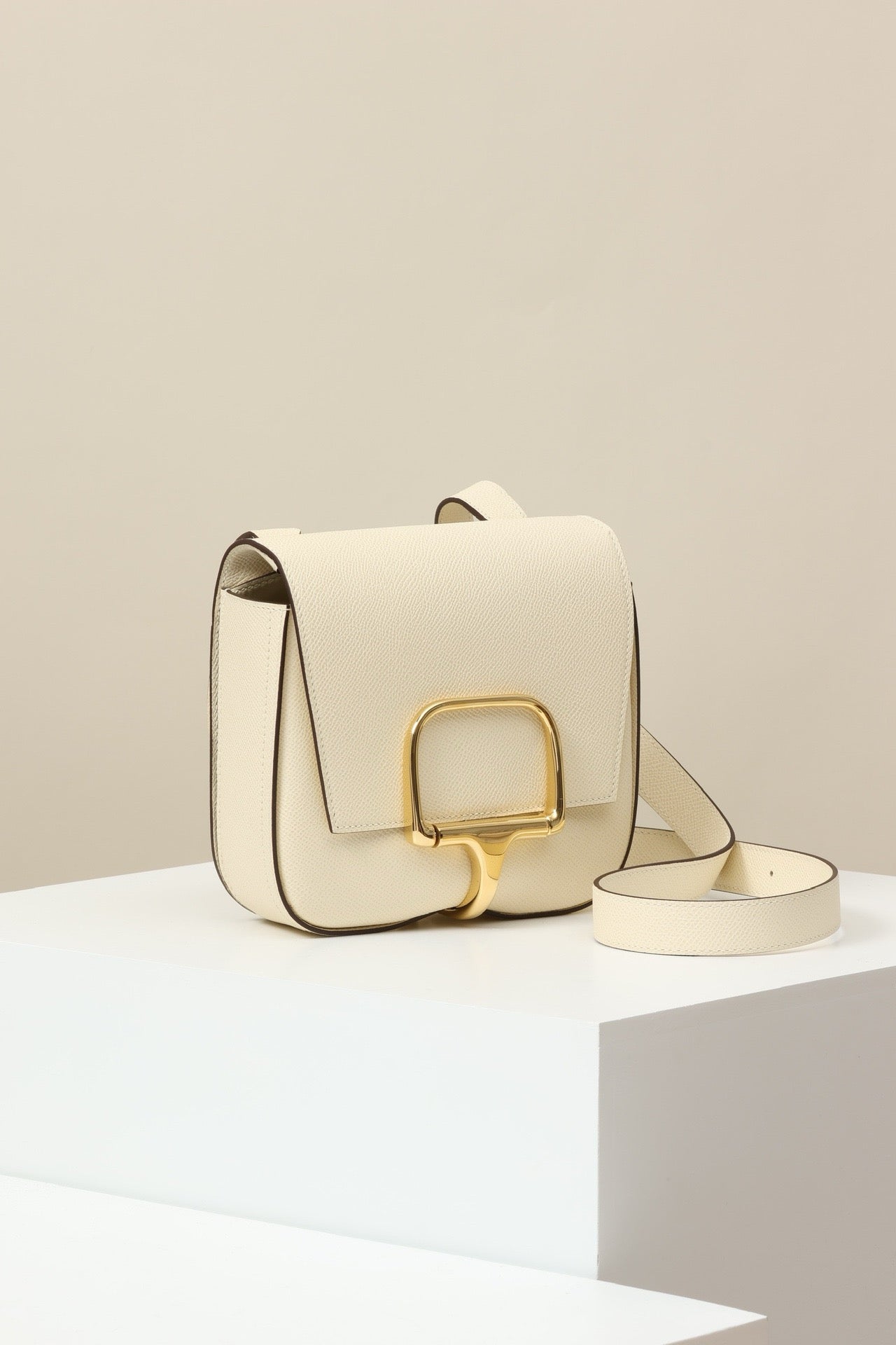 PG18 Cream White #3768