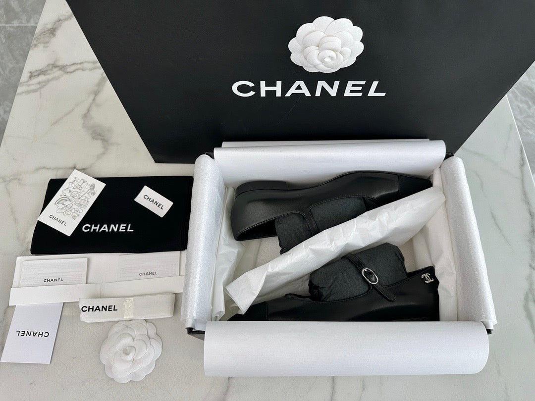 24s sandal #361