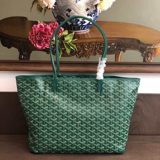 Artois MM Bag #695