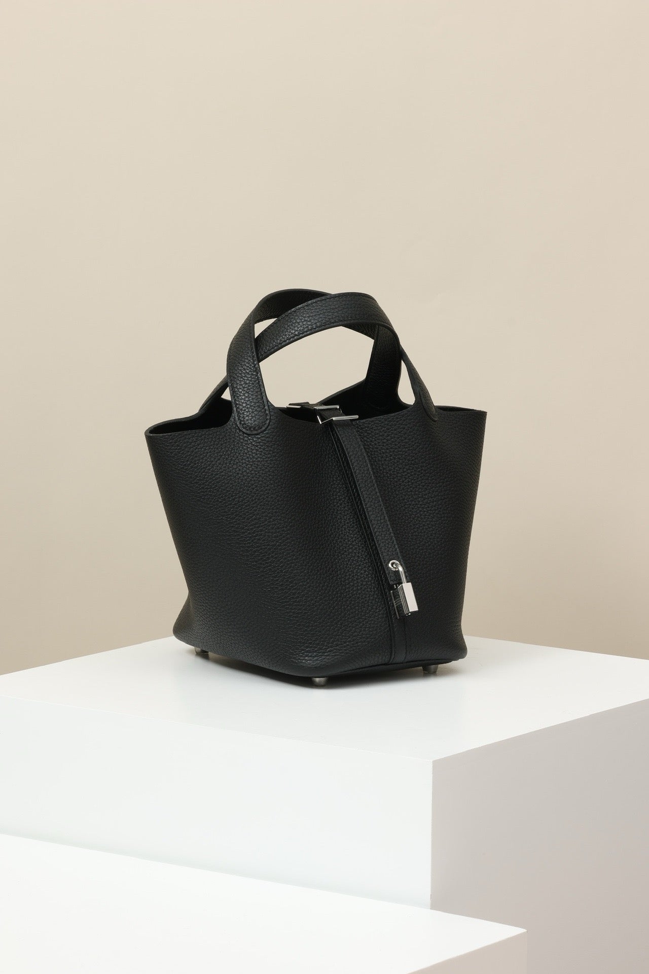 CL18 CK89 Black PHW #4079