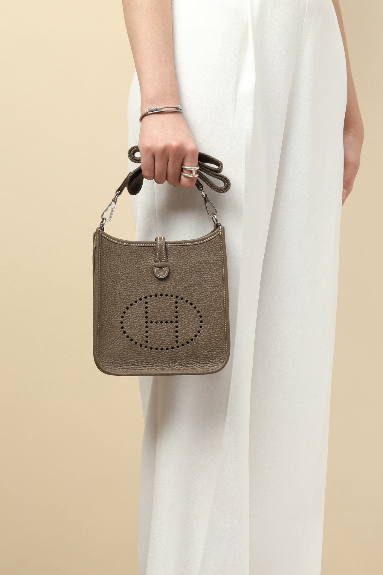 YF16 CK18 Elephant Grey , Clemence bull leather crossbody bag  , PHW #4399