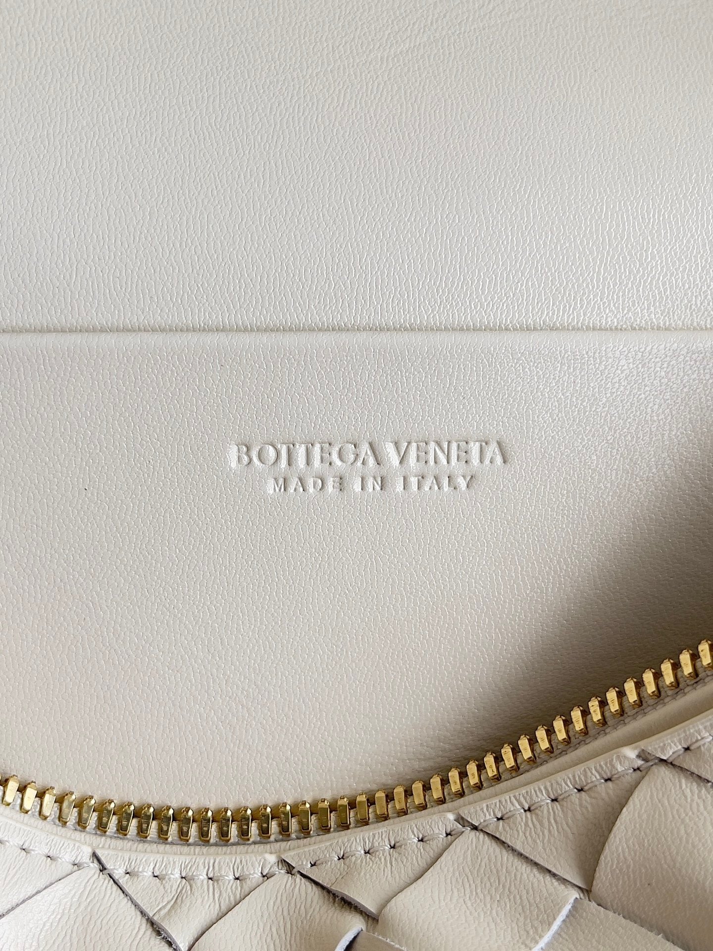 BV Bang Bang Vanity Case #578