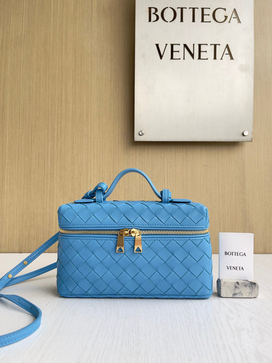 BV Bang Bang Vanity Case #579
