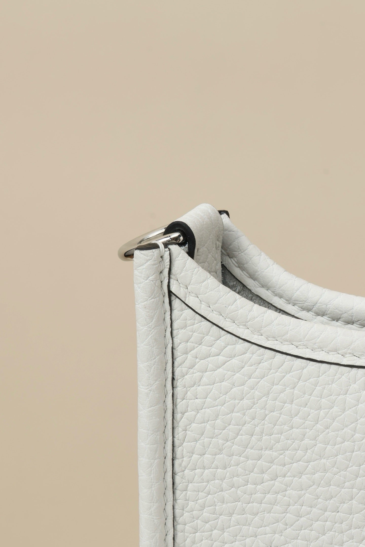 YF16 OU New White ,Clemence bull leather crossbody bag  , PHW #4409