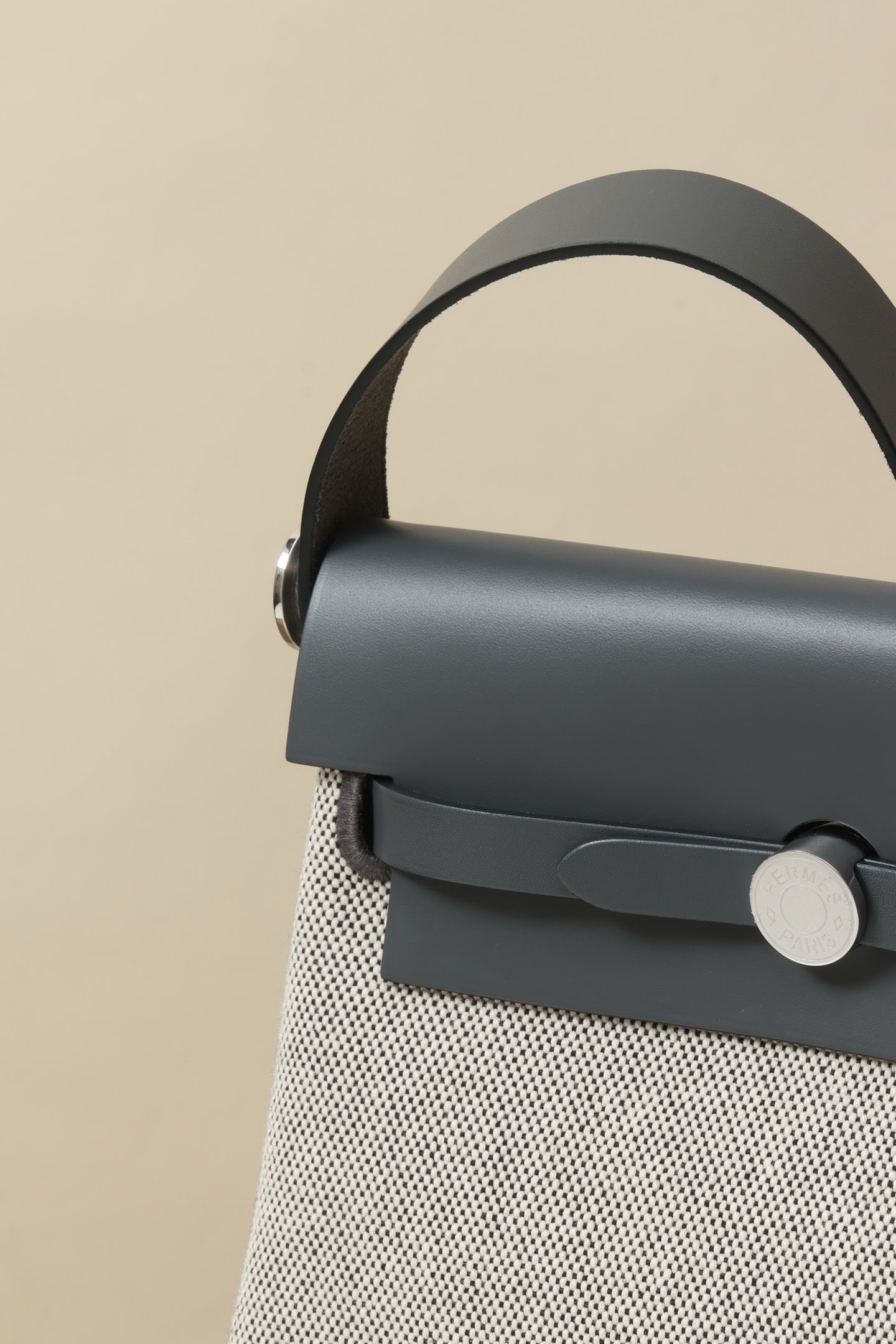 HB20 85 Gris Ardoise Canvas and Hunter Leather Shoulder Bag PHW #4647