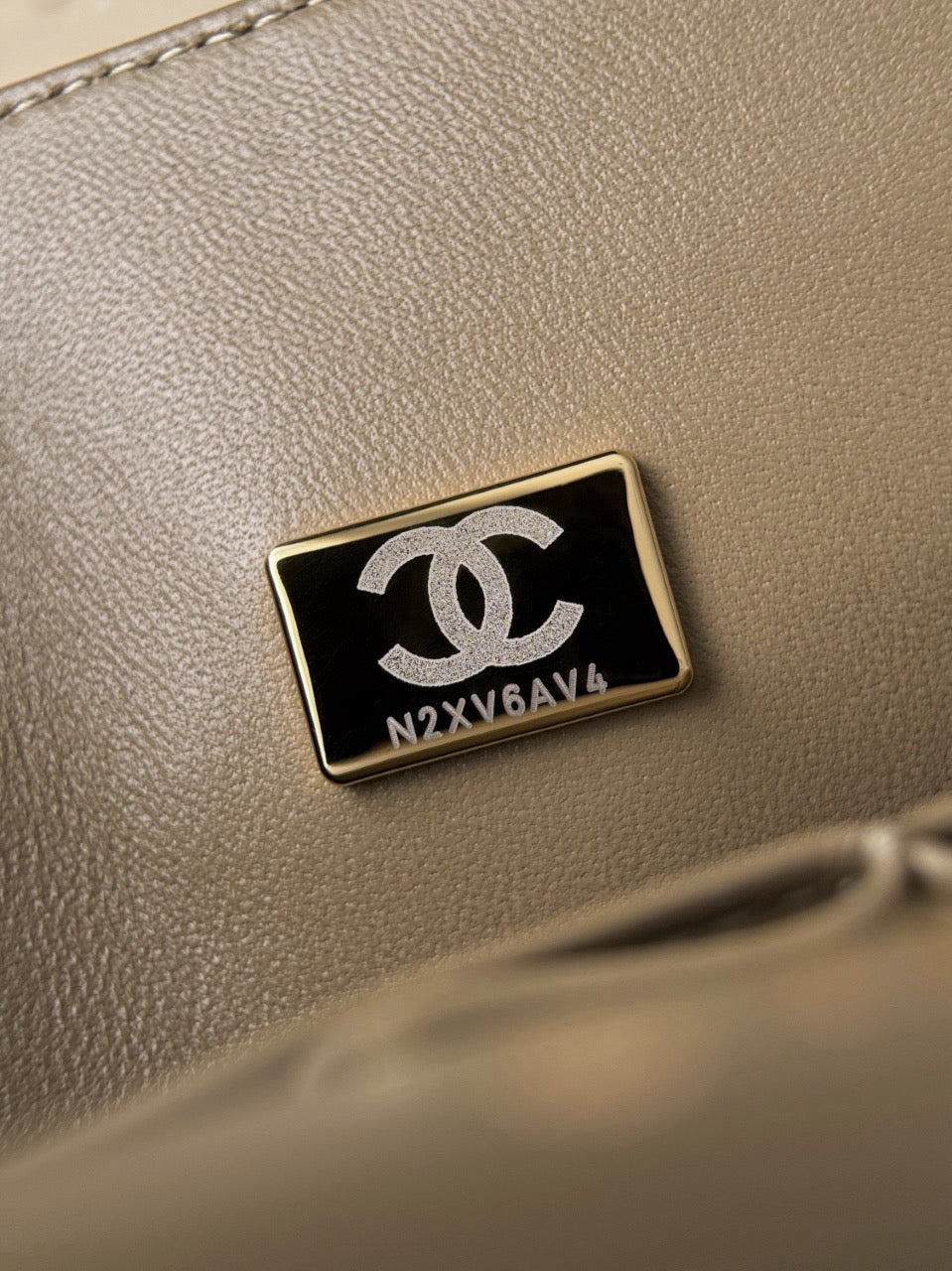 Cf25 Champagne Gold #4120