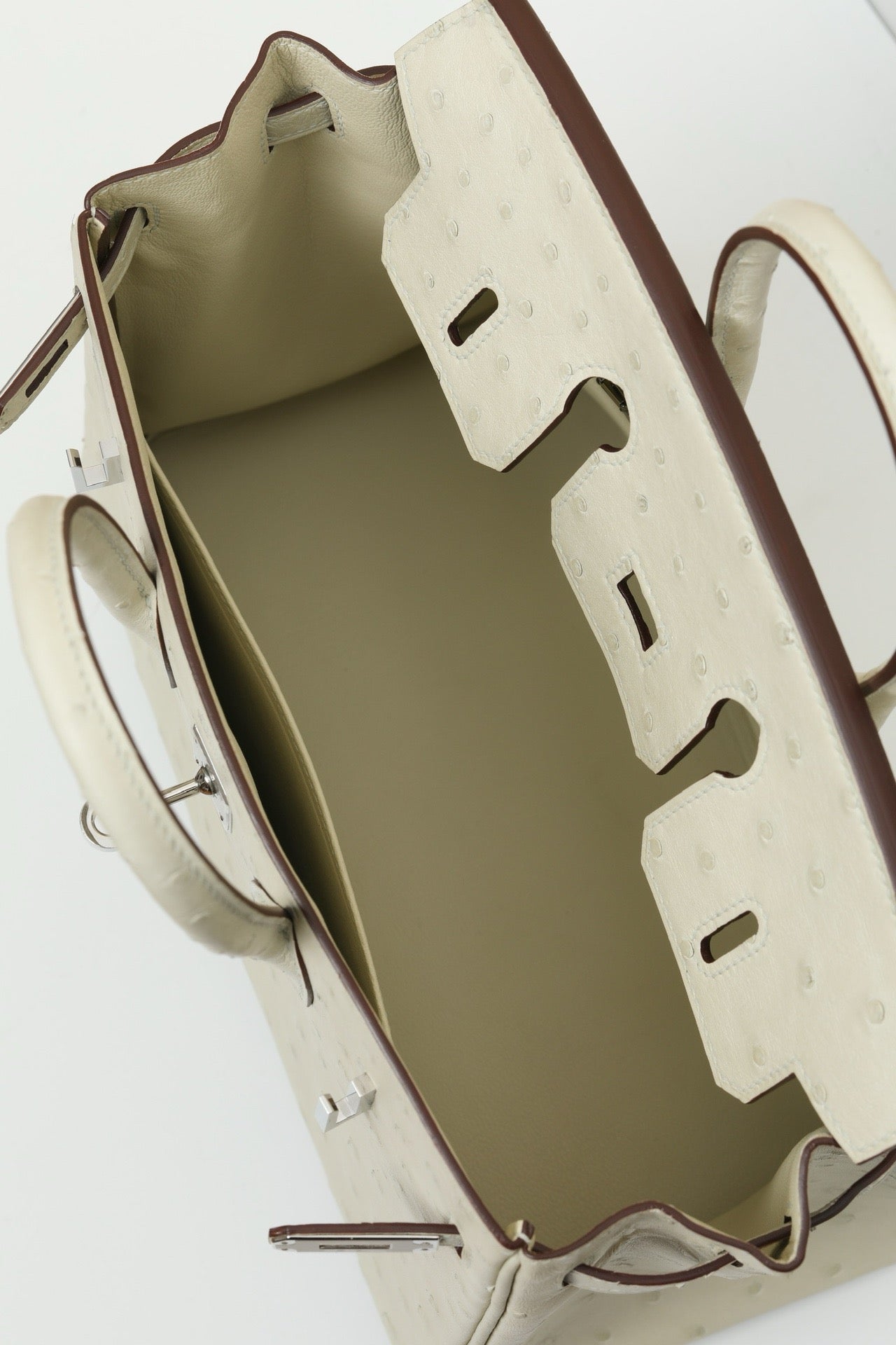 BK25 Wool White # 3891