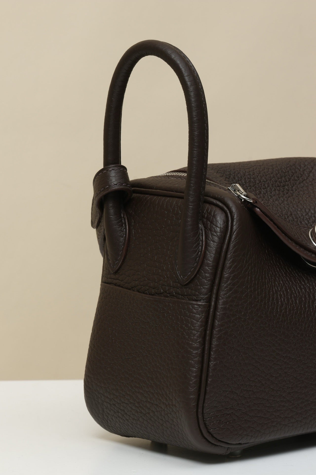 LD19 , Togo 46 Ebony PHW #4568