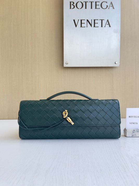 BV Long Andiamo Clutch #479