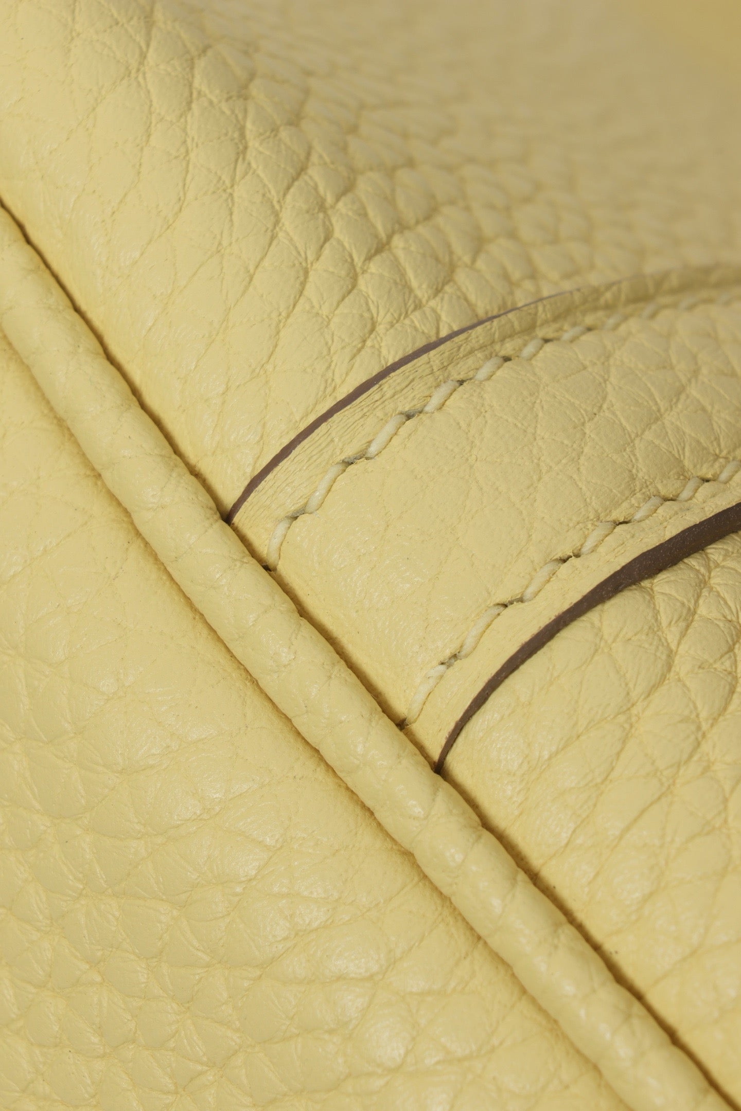 CL18 OY Lemon Wine Yellow GHW #4106