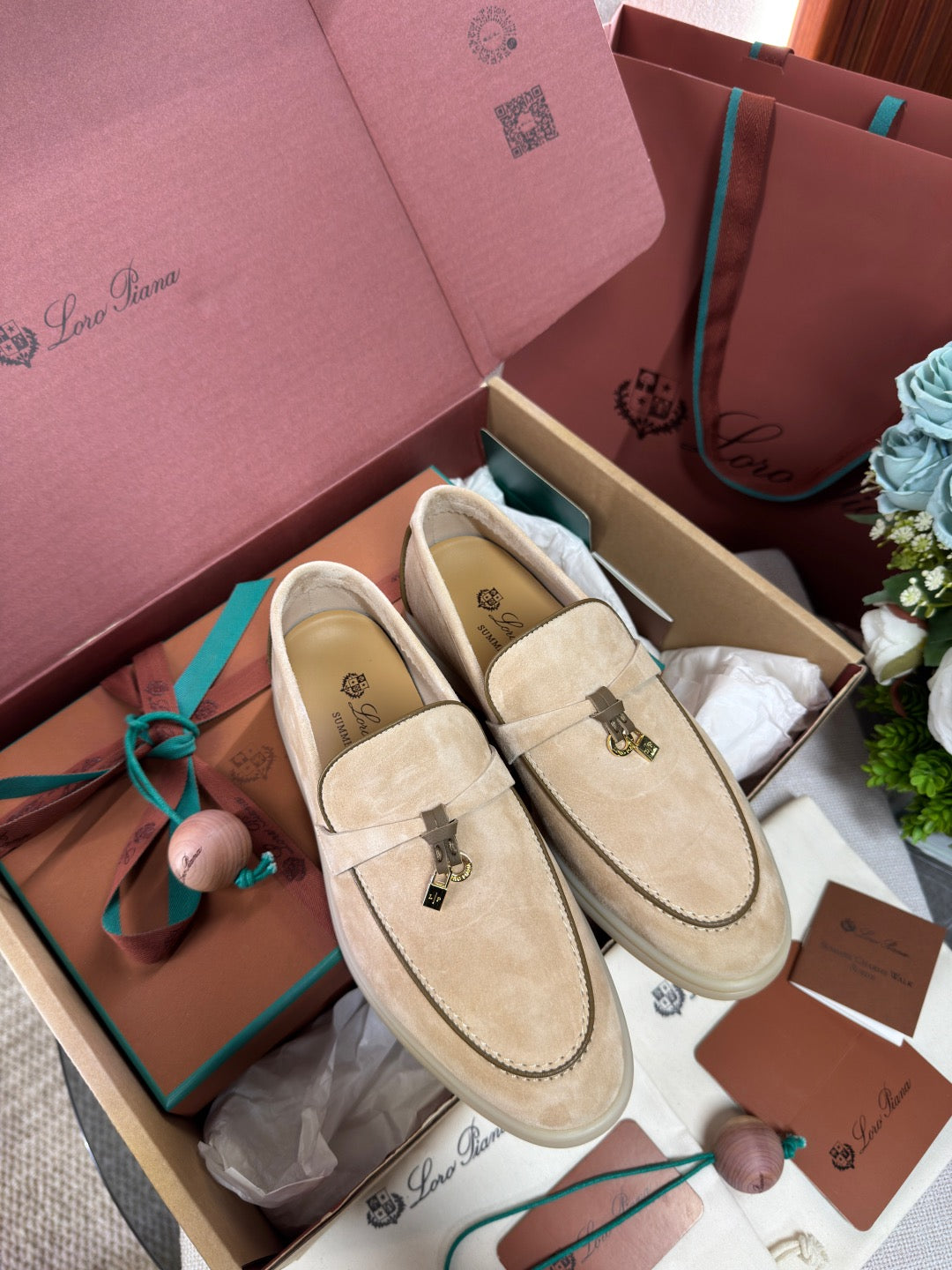 Summer Charms Walk Loafer #2042