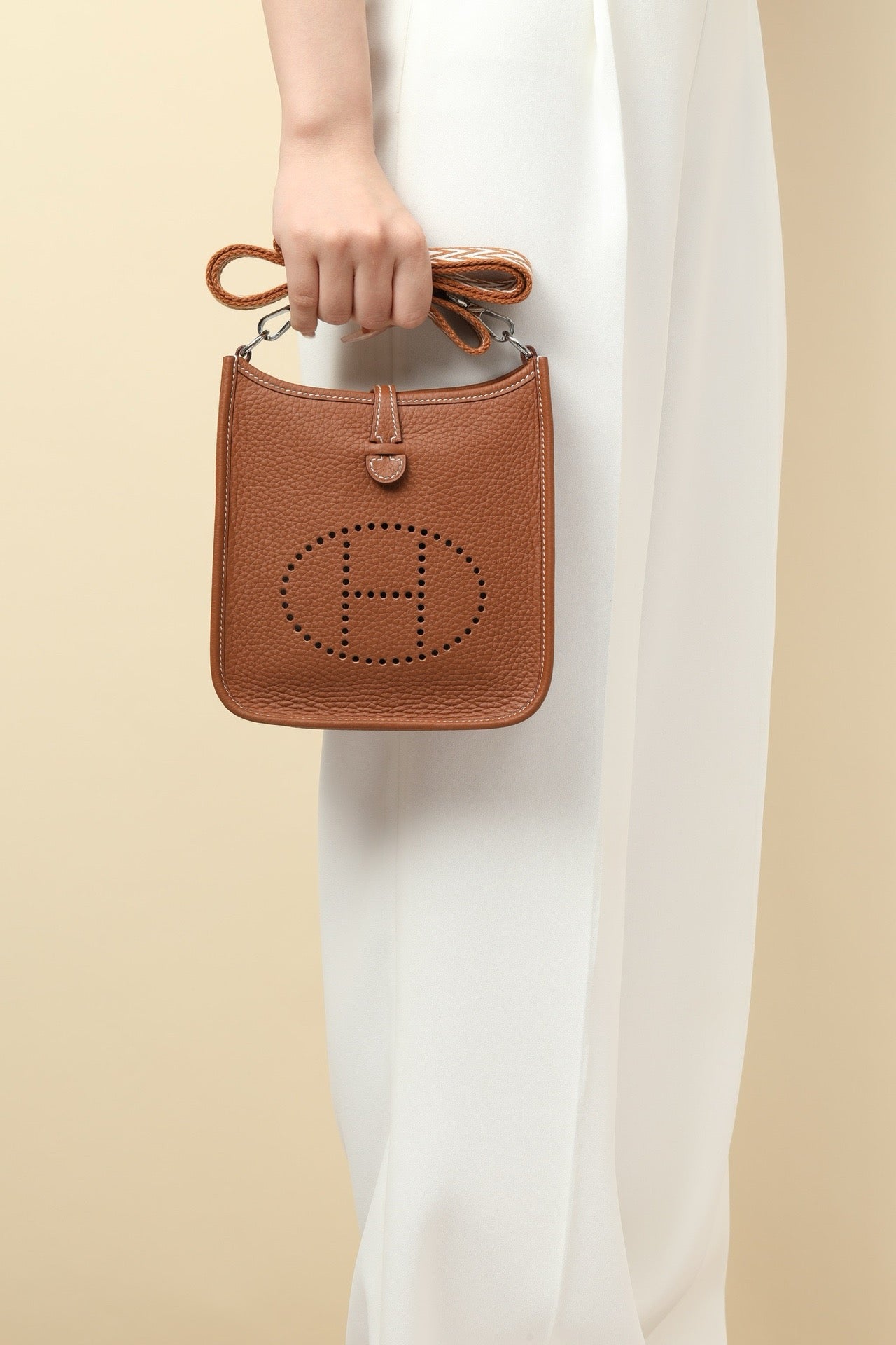 YF16 CK37 Gold Brown ,Clemence bull leather crossbody bag  , PHW #4427