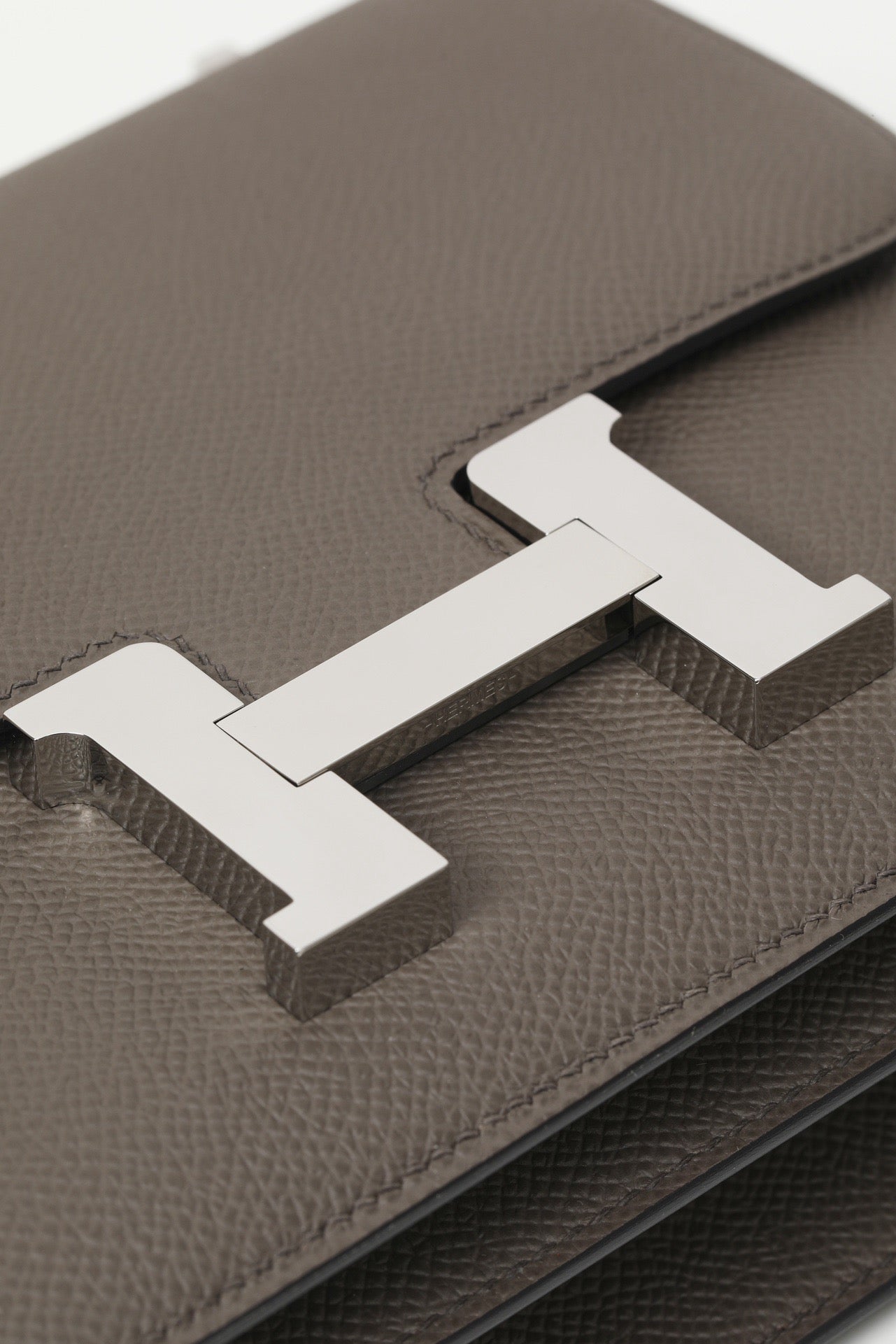 CJ19 19 cm , Pewter Grey Epsom leather PHW #4331