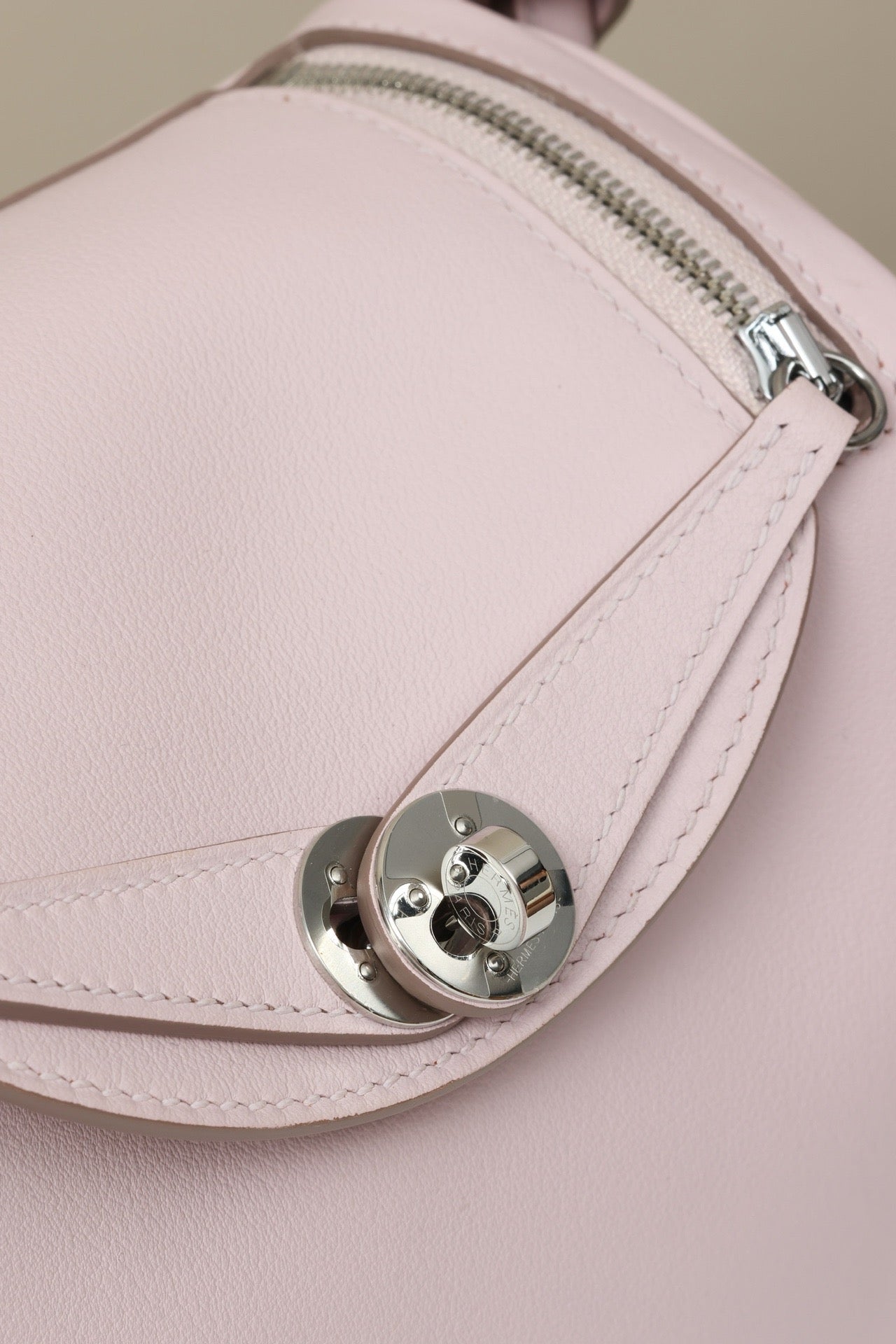 LD19 , Swift  , 09 Violet Reve / CK37 Gold  PHW #4620