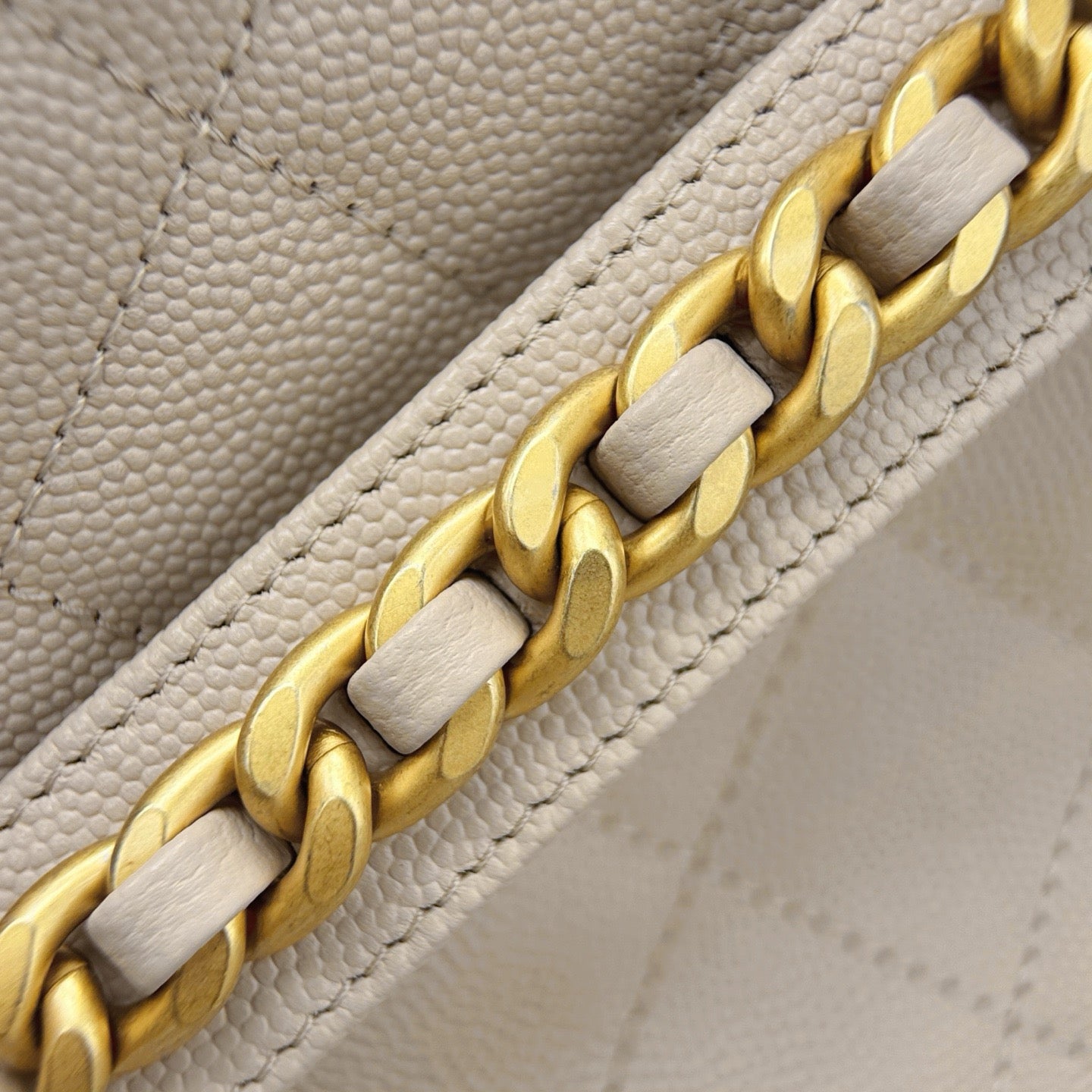 24s hobo Medium #4126