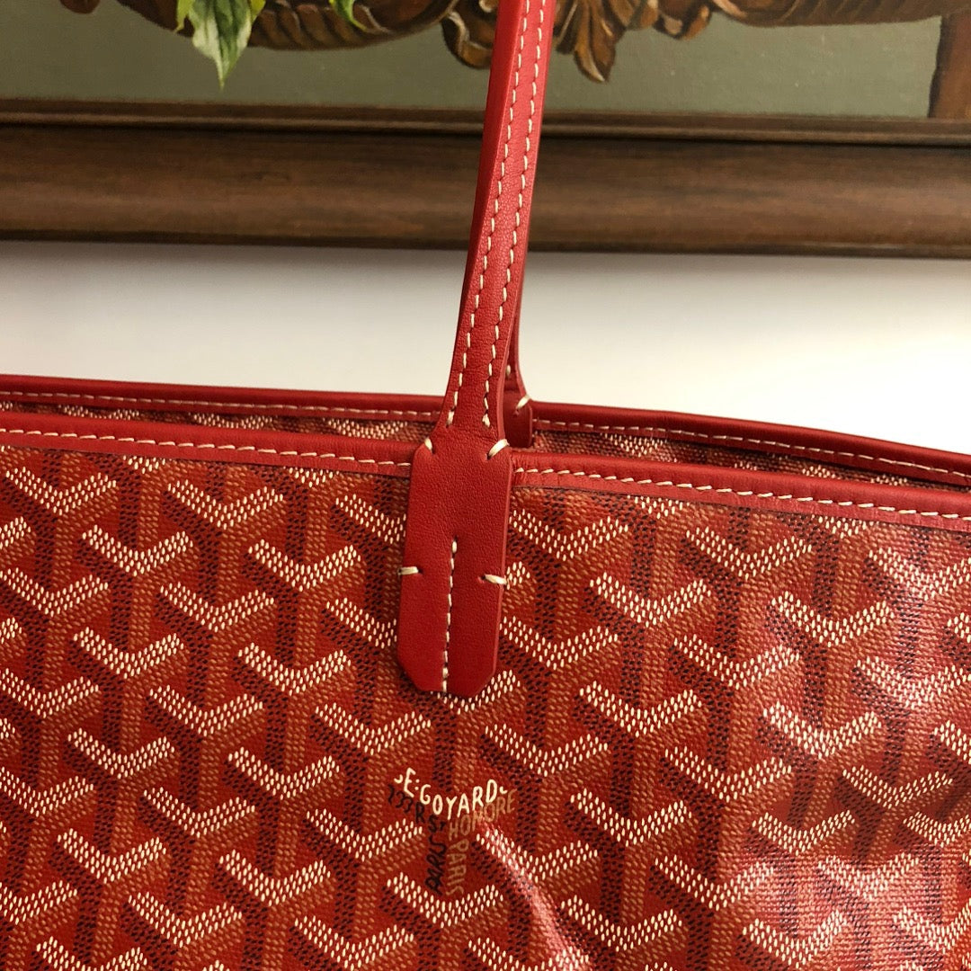Artois MM Bag #689