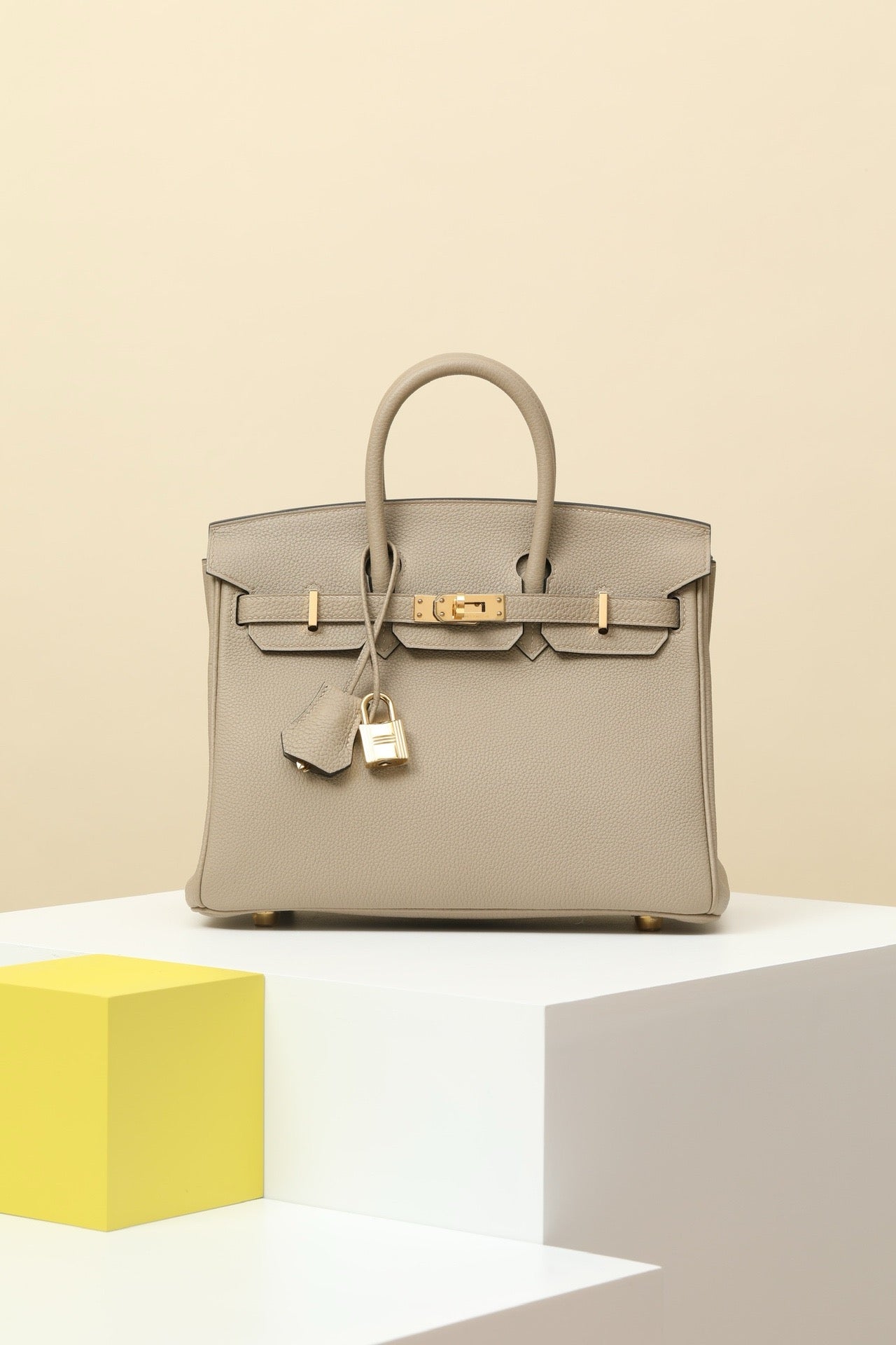 BK25 Dove Gray # 3874