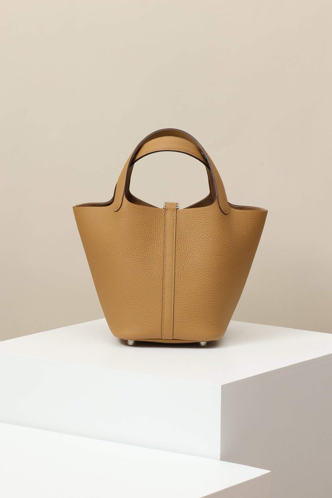 CL18 4B Biscuit Color PHW #4086