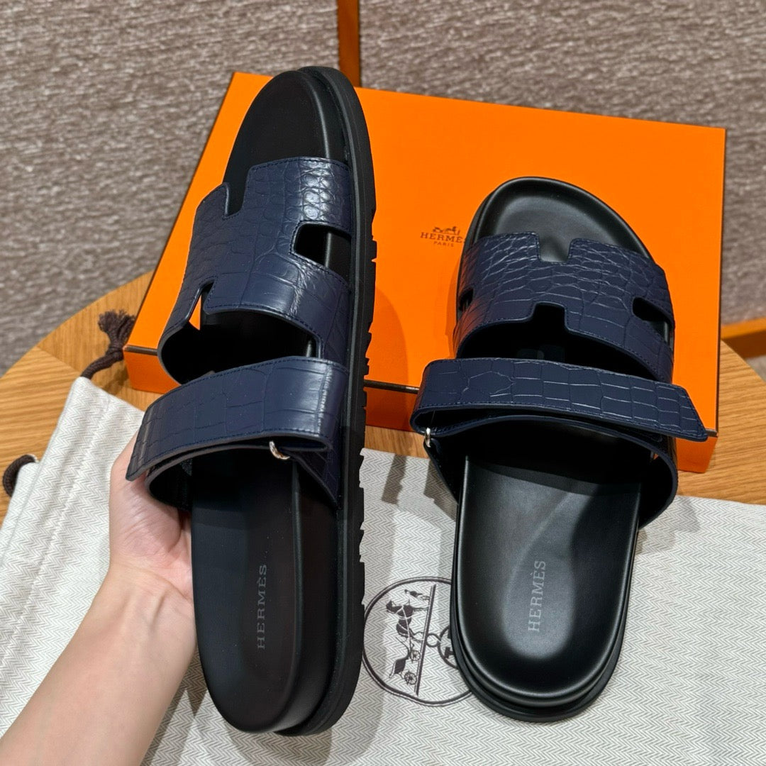 sandal alligator #2572