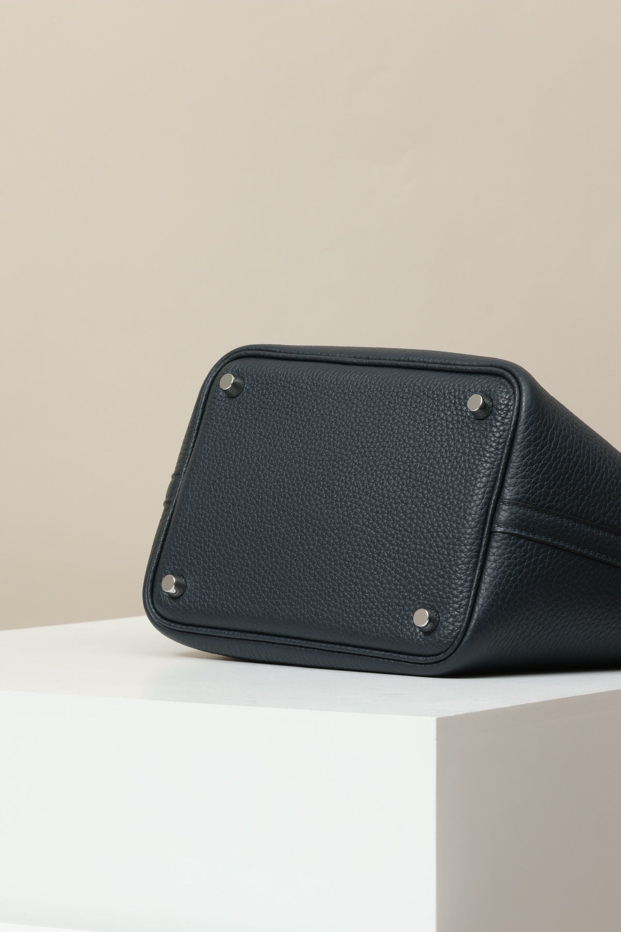 CL18 2Z Midnight Blue PHW #4048