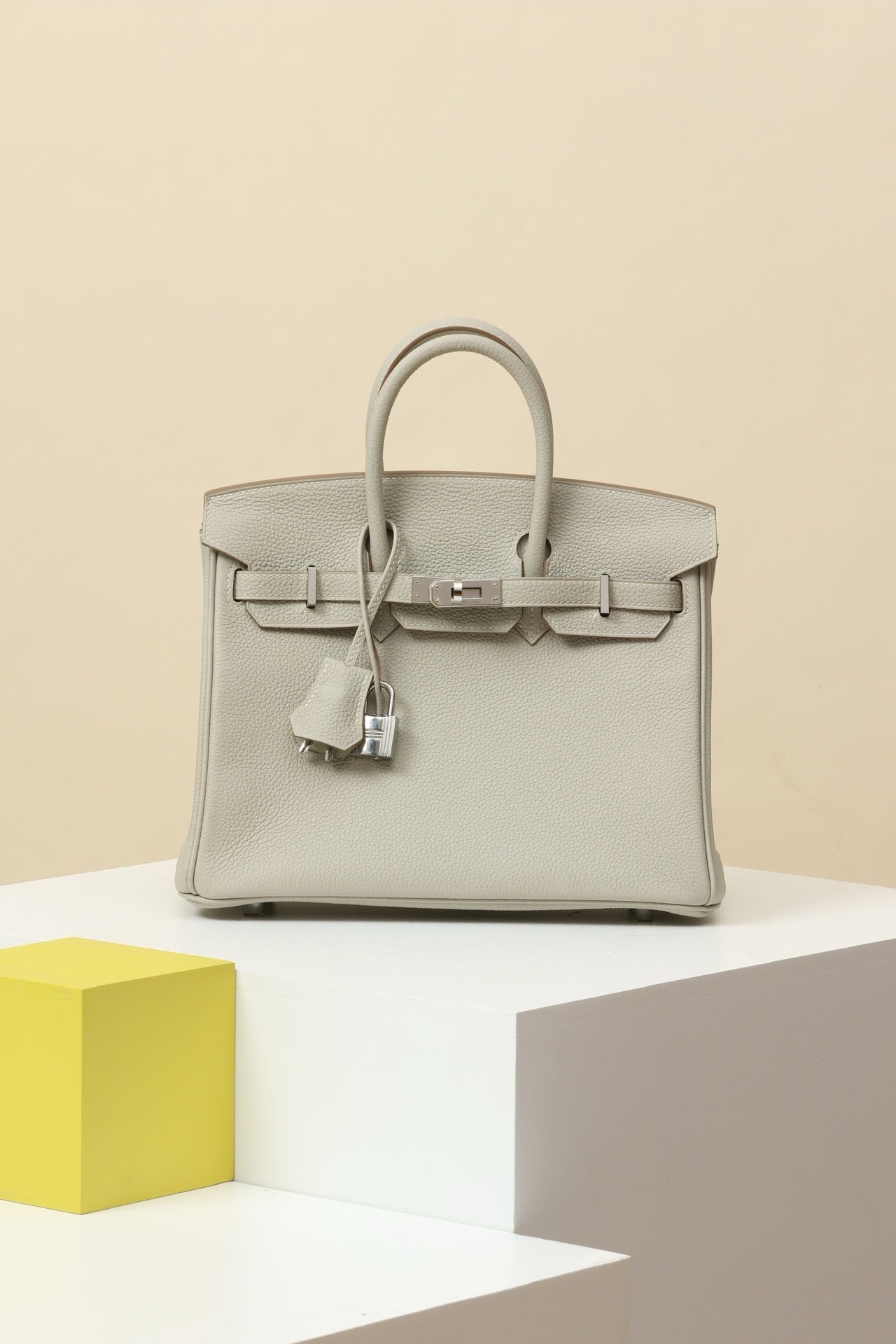 BK25 Pearl Gray# 3867