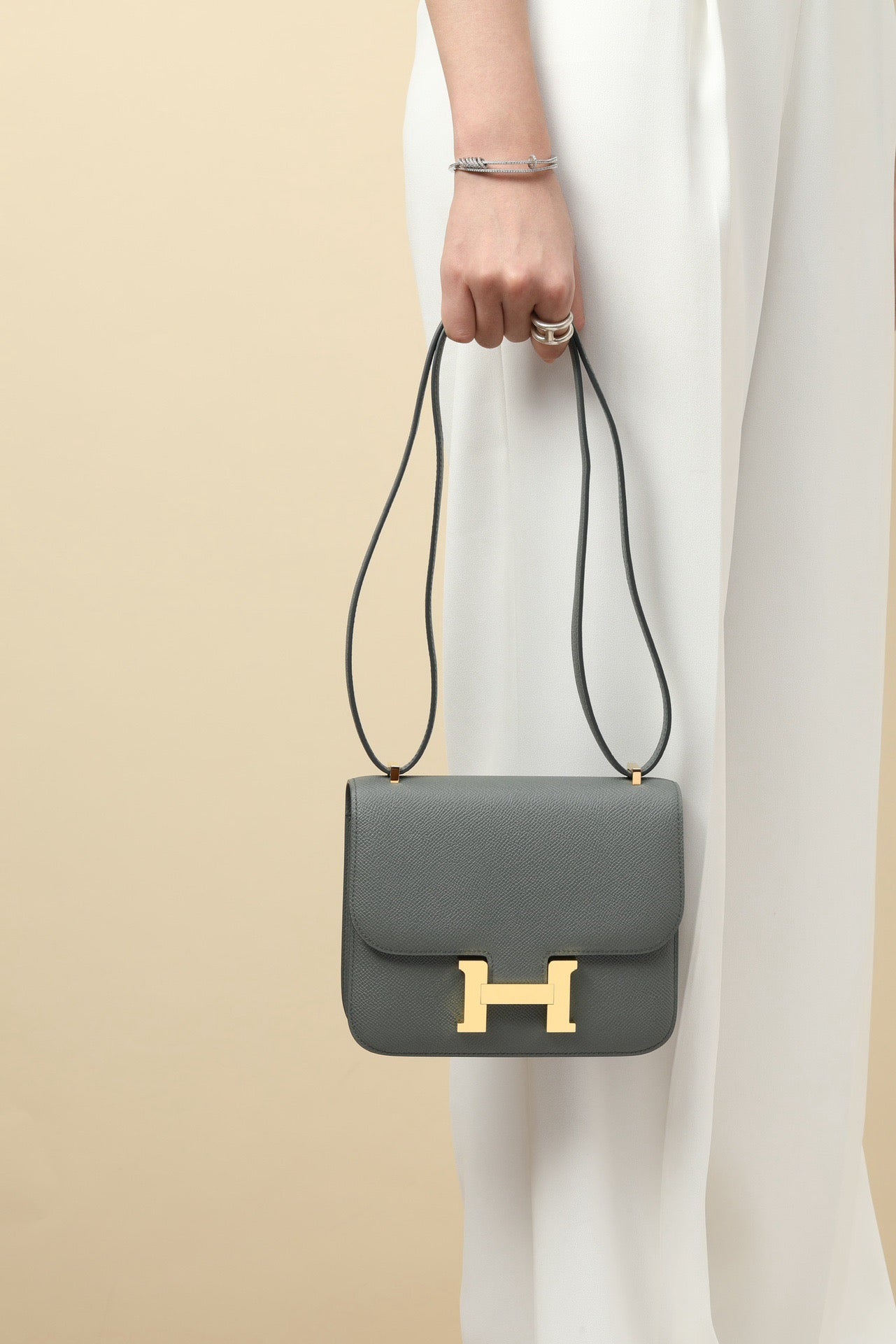 CJ19 19 cm , Almond Green Epsom leather GHW #4333