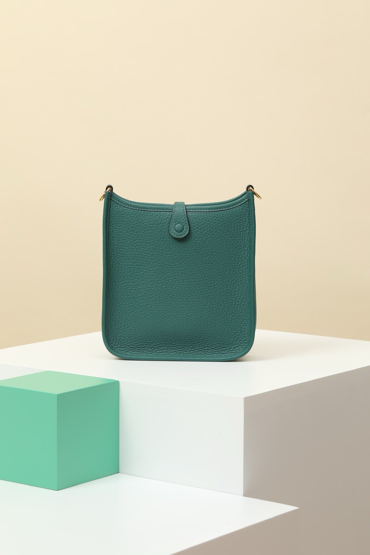 YF16 6Z Peacock Green Clemence bull leather crossbody bag  ,GHW#4437