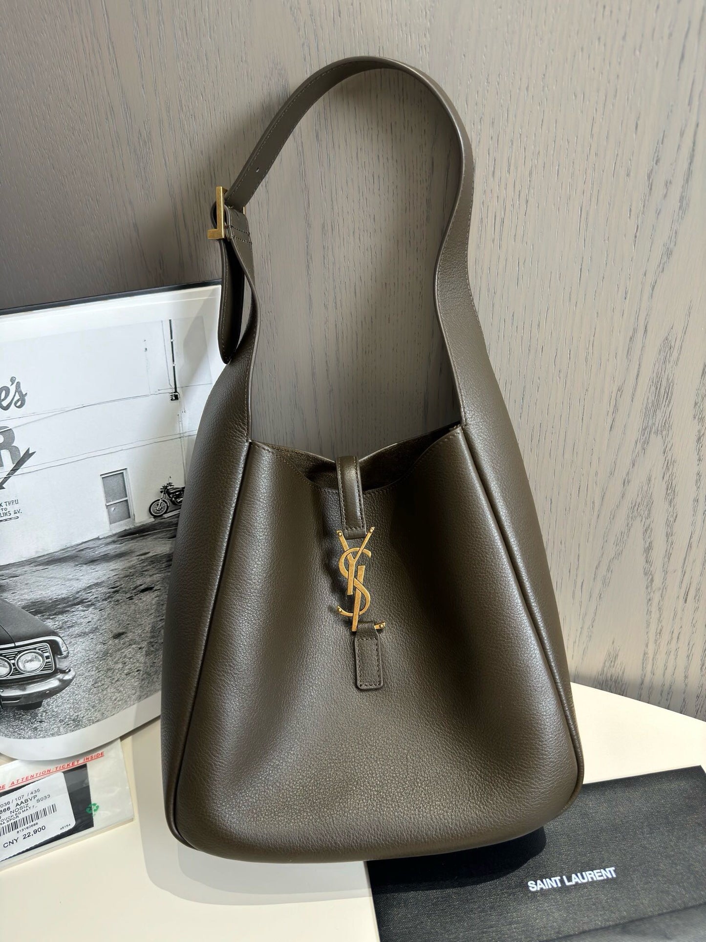 Le5 hobo 22 cm  #4043