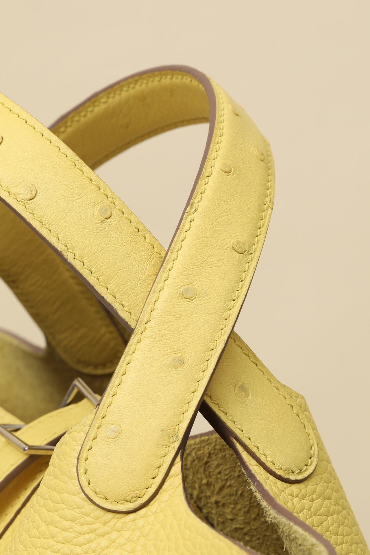 CL18 Lemon Yellow #3749